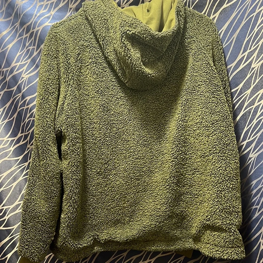 NWOT! Nike Sherpa Hoodie - Picture 5 of 7